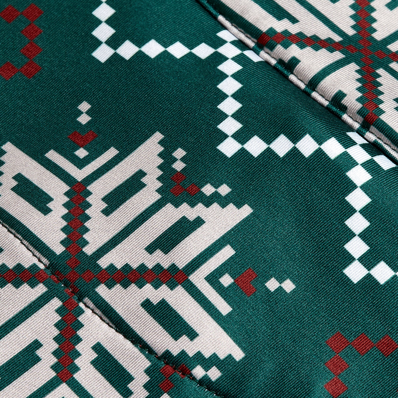 Reindeer Games - Green - Q-Zip